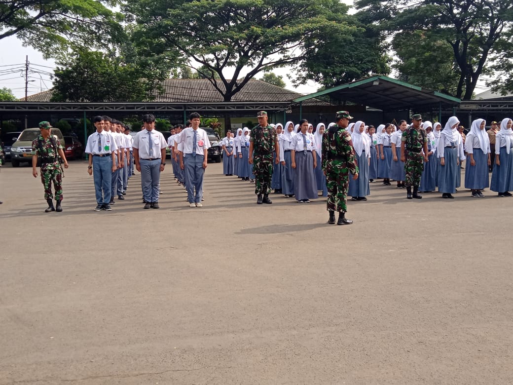 Latihan Dasar Kepemimpinan Siswa 